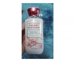 Sữa dưỡng thể Japanese Cherry Blossom 236ml Bath & Body Works MP005 Mỹ