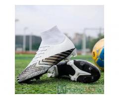 Giày bóng đá giá tốt - chất lượng tốt nhân đôi